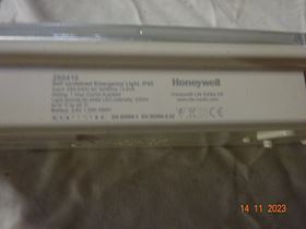 HoneyWell Emergency light 290410 #2