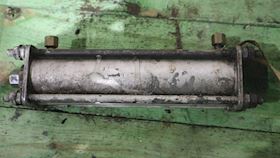 Pneumatic cylinder L=210 mm B=57 mm #6