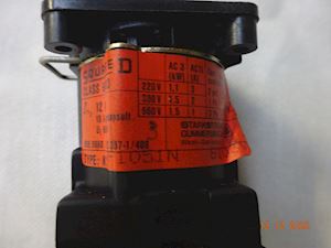 Square D CI 9003 Rotary switch without knob - 1