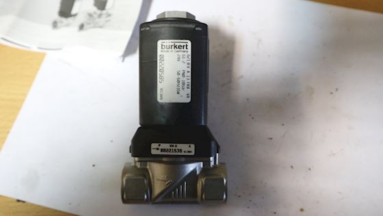 Bürkert Solenoid Valve 6313 EV #1