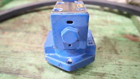 Parker Directional Control Valve D1VW #2