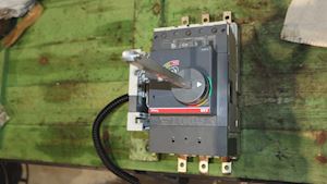 ABB SACE Tmax T5S 630A - 1