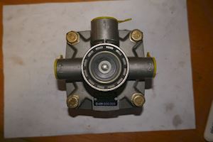 Bosch Relay Valve 0481026005 - 1