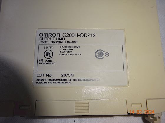 Omron C200H-OD212 Output Unit #2