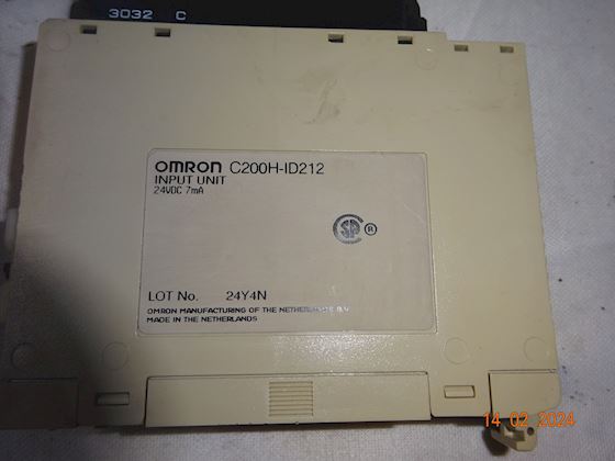 Omron C200H-ID212 Input unit #2