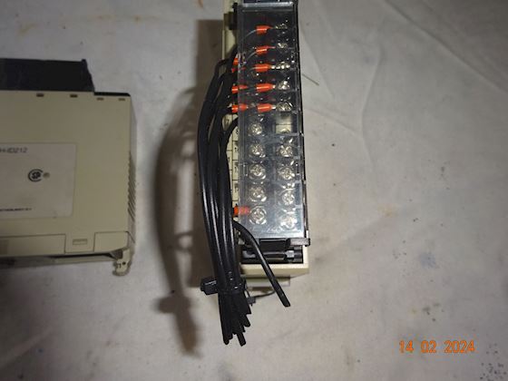 Omron C200H-ID212 Input unit #4