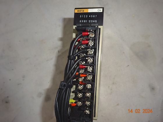 Omron C200H-ID212 Input unit #6