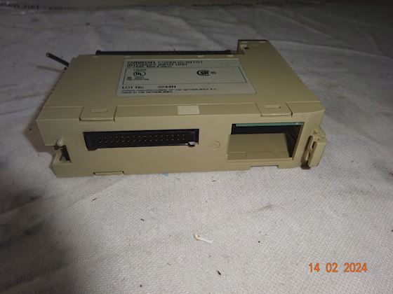 Omron C200HS-INT01 Interrupt Input Unit #1