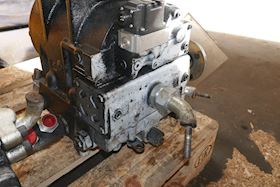 Danfoss Axial Piston Pump 90L250KA5NN80T3C8J03NNN #5