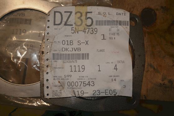 Caterpillar Flange + Gasket 5H8331 #2