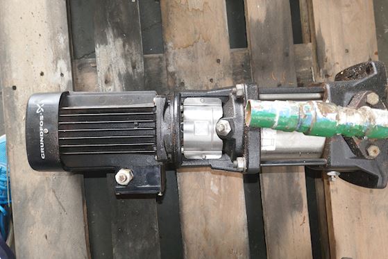 Grundfos CR3-8-A-A-A-E-HQQE       CCW #2