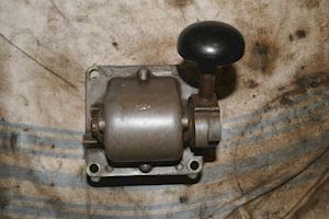 Wabco Westinghouse 2HA-2 Pilot Valve P59335 - 1