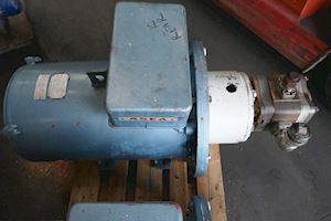 Voith IPH 6/125-111 Gear Pump with Electric Motor - 1