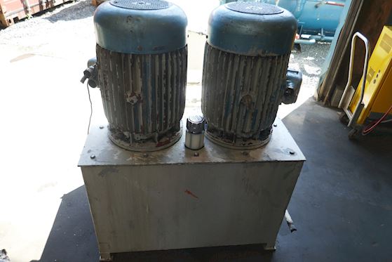 Hydraulic tank #1