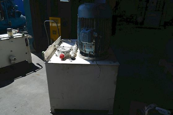 Hydraulic tank #4