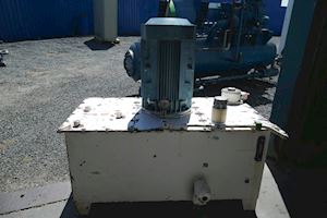 Hydraulic tank - 1