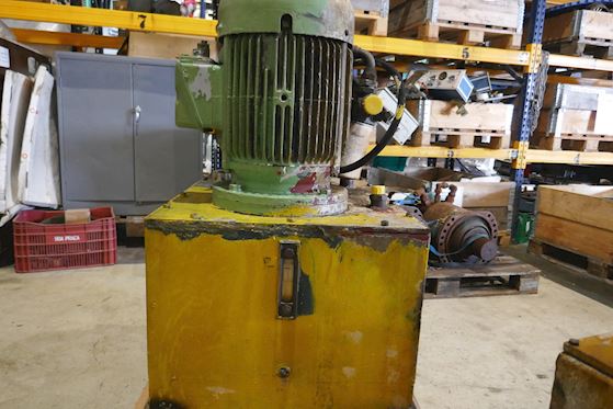 Hydraulik tank #2
