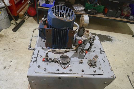 Hydraulik tank #5
