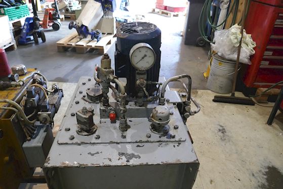 Hydraulik tank #6