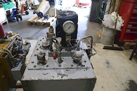 Hydraulik tank #6