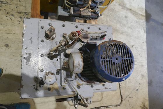 Hydraulik tank #7