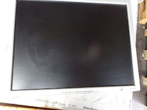 HEWLETT- PACKARD Monitor  HP LP2065 - 1