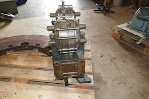 Kobelt Manufacturing Co. Ltd Air Applied Caliper Disc Breake 6130 - 1