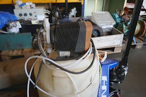 Unitor Dosirings tank 50 l with ProMinent BT4B1602PVT2000UA000000 - 1