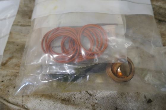 Cummins Fuel Injectors Kit #3