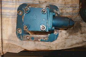 B&W Alpha Pallet with Pipe, Pump, Breaker, Filter, Cover and Shaft feedbach #2