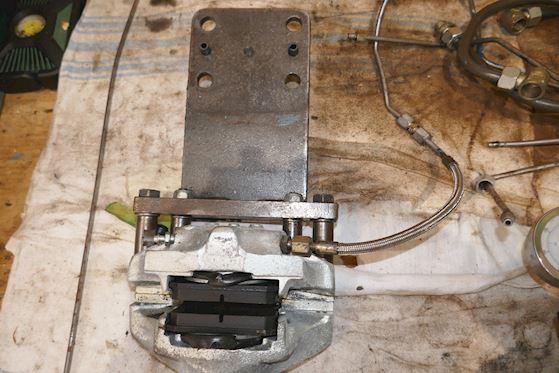 B&W Alpha Pallet with Pipe, Pump, Breaker, Filter, Cover and Shaft feedbach #3