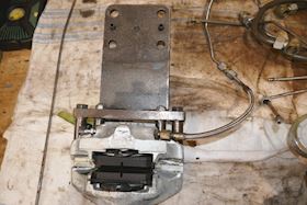 B&W Alpha Pallet with Pipe, Pump, Breaker, Filter, Cover and Shaft feedbach #3