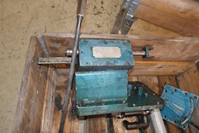 B&W Alpha Pallet with Pipe, Pump, Breaker, Filter, Cover and Shaft feedbach #7