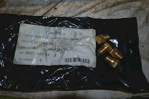 Bergen Ulstein Rolls Royce Plug 017587 - 1