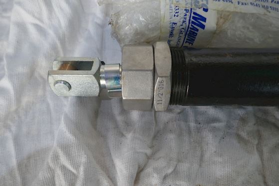 Cylinder Damper and Strut Jack RH #2