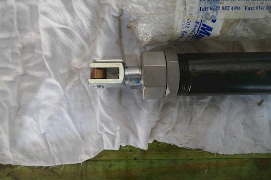Cylinder Damper and Strut Jack RH #5