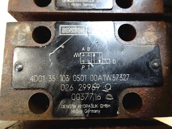 Denison 4D01 35 103 0501 00A1W57327 #2