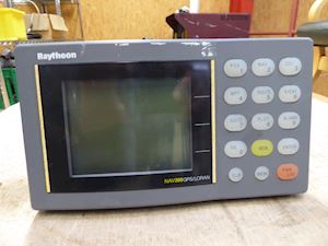 Raytheon NAV398 GPS/LORAN - 1