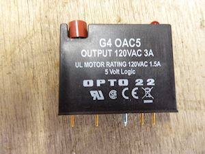 OPTO 22 G4 OAC5 Output Module - 1