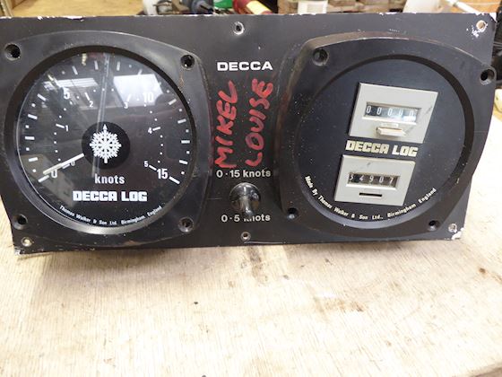 Thomas Walker & Son Decca Log #1