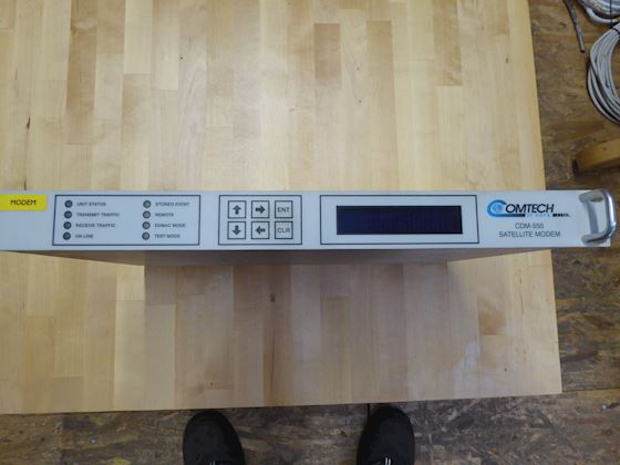 CDM-550 Satellit Modem #2