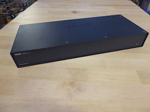 Sailor Fleet33 Tranceiver (TT-3038G) - 1