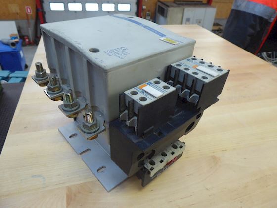 Telemecanique LC1F1504 4 Pole Contactor #3