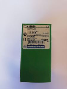 Schneider Electric ZCKJ2H29 - Limit Switch - 1