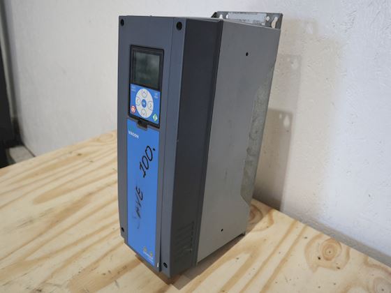 Vacon Vacon0100-L3-0023-4-HVAC+SBF2+IP54+FL02 #3
