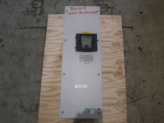 Schneider Electric Altivar 61 ATV61WD37N4 #1