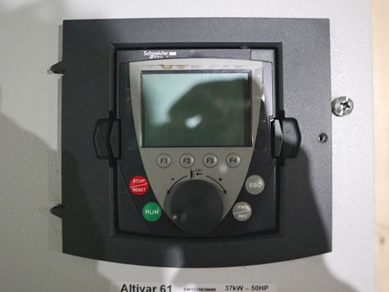 Schneider Electric Altivar 61 ATV61WD37N4 #8