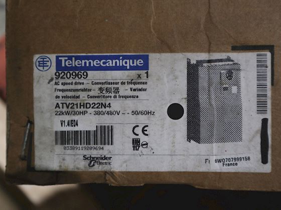 Schneider Electric ATV21HD22N4 #7