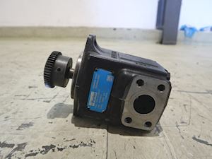 Parker Denison T6CM B25 1R00 C1 - 1