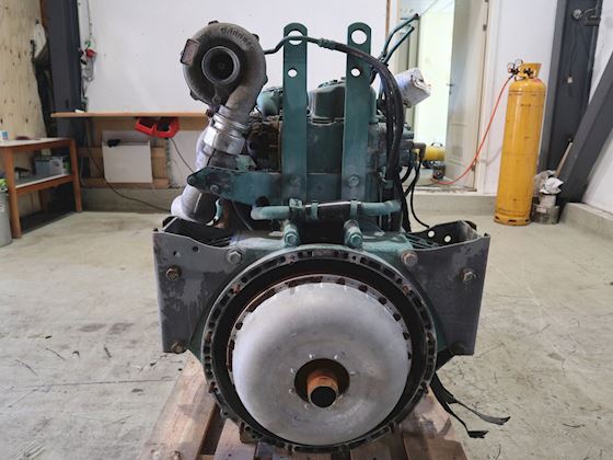 Volvo D6A180 EC96 #7
